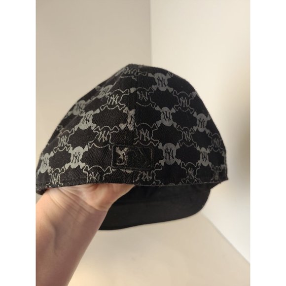 RARE‎ NY Yankees Skull and Bones Black Hat (sz. 7.5) - Picture 7 of 7